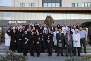 تقدیر-سرپرست-مرکز-نظارت-و-اعتبار-بخشی-امور-درمان-وزارت-بهداشت،-درمان-و-آموزش-پزشکی-کشور-از-کارشناس-مسئول-بهبود-کیفیت-و-اعتباربخشی-بیمارستان-شهید-دکتر-قلی-پور-شهرستان-بوکان